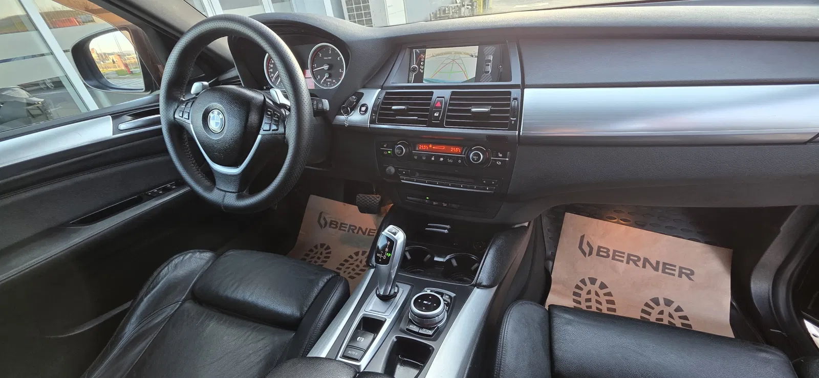 BMW X6 — fotografia 6