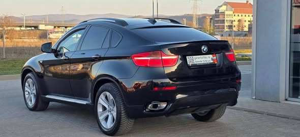 BMW X6 — fotografia 2