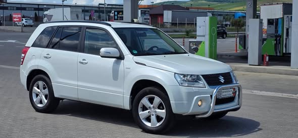 Suzuki Vitara — fotografia 4